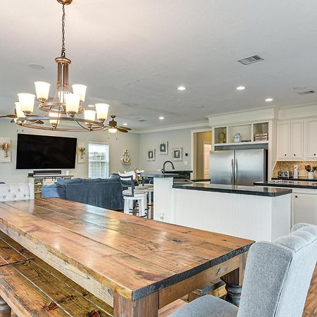 Large Group Gulf Retreat, Steps To Surfside Beach! Εξωτερικό φωτογραφία